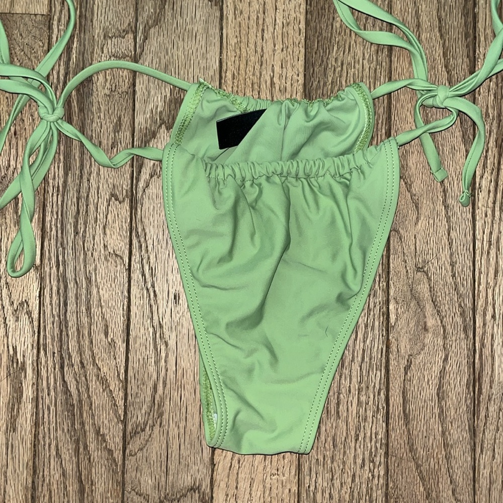 Small Green String Bikini - Picture 3 of 4